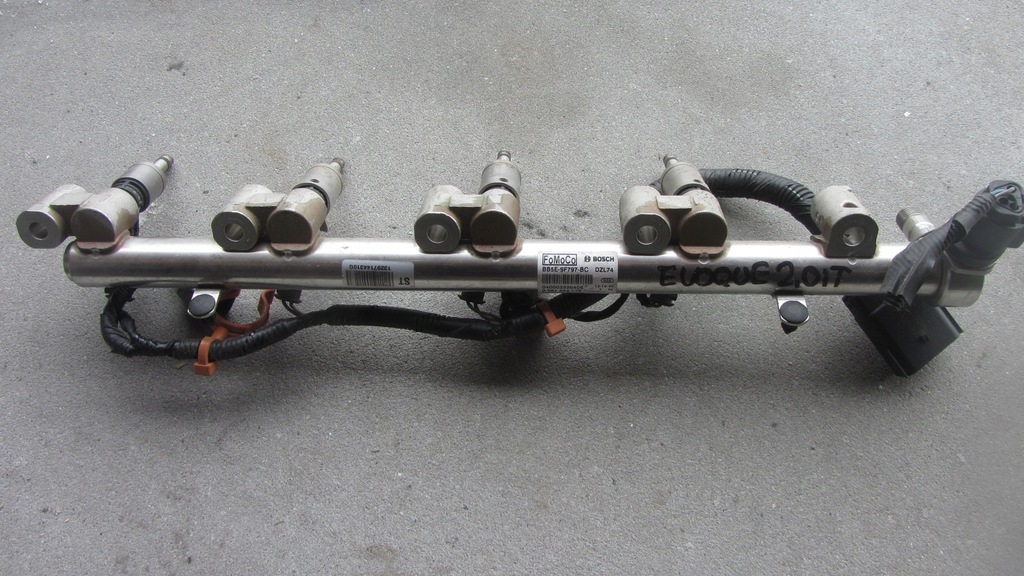 фото №1, Land rover evoque 2.0 it- молдинг упорскування