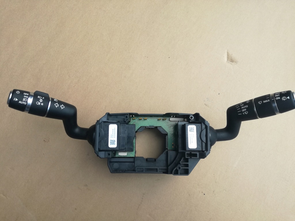 фото №1, Evoque range rover 16r переключатель комбинированный