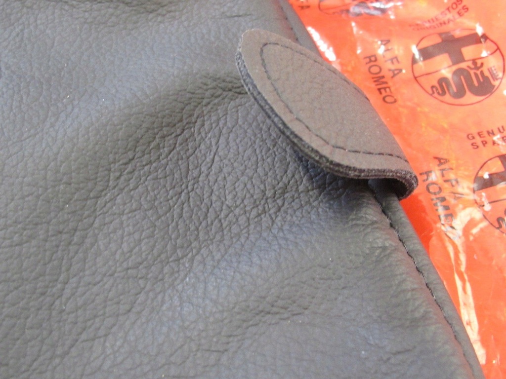 фото №7, Обшивка подлокотник задняя кожа alfa romeo gt ang