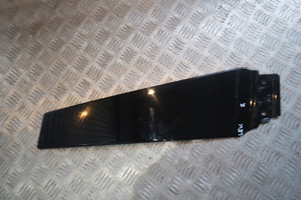 фото №1, Захист стійка b права maserati levante