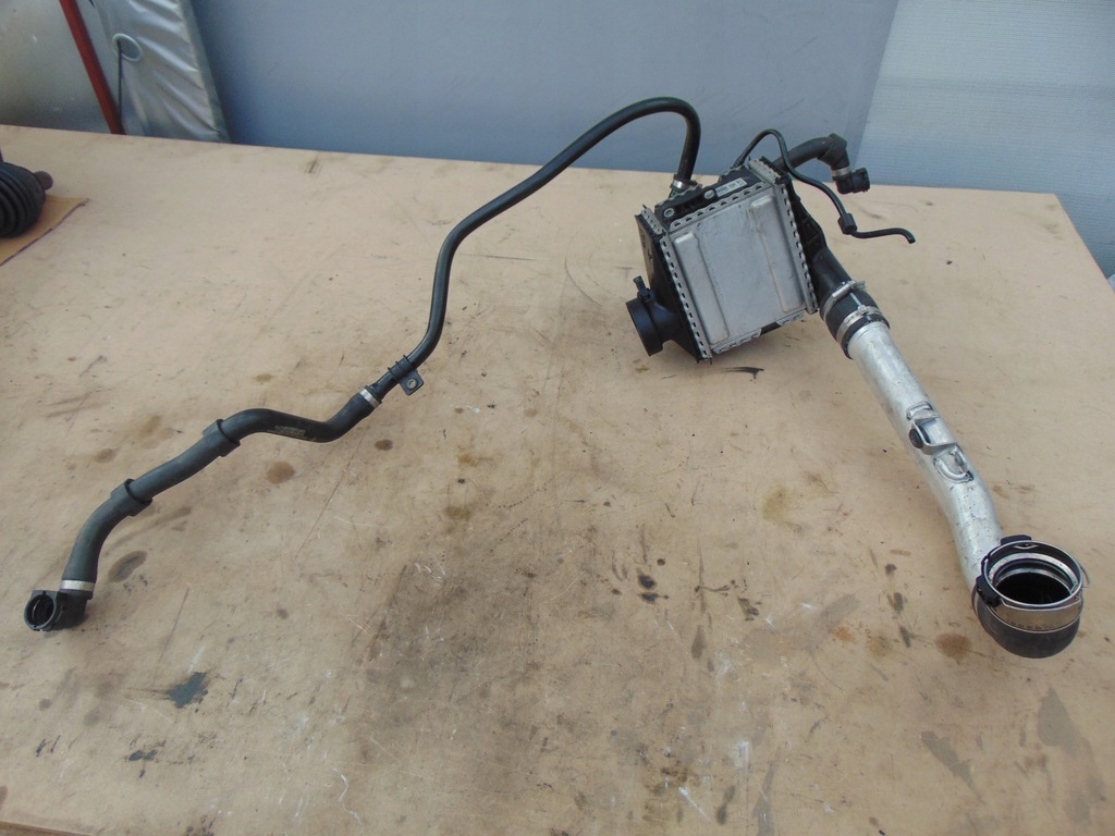 фото №5, Mercedes w205 радиатор интеркулер a6510900314