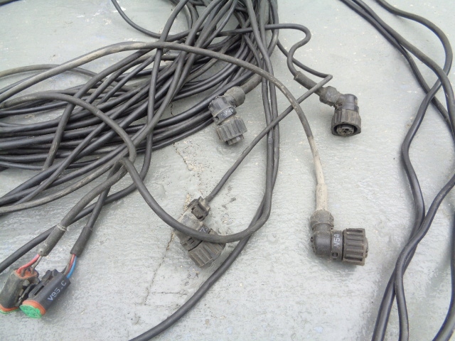 фото №10, Scania r електропроводка рами