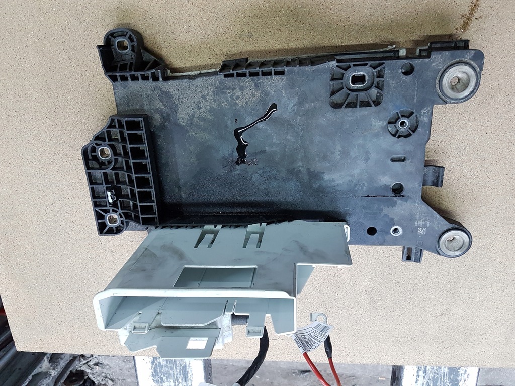 фото №1, Mini f54 f55 f56 основа акумулятор