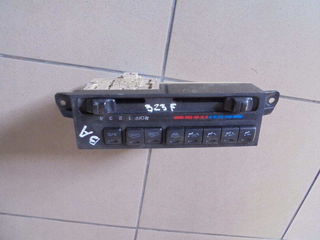 фото №1, Панель кондиціонера mazda 323f ba