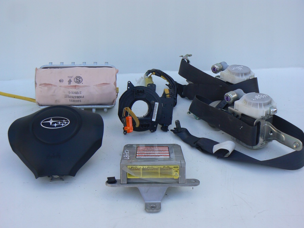 фото №1, Subaru legacy iv lift комплект подушек лента ремни