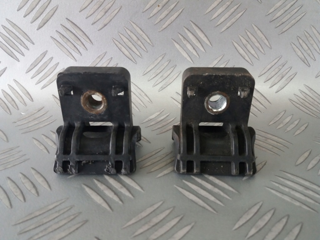 Купити Ліва верхній кронштейн радіатора opel astra j