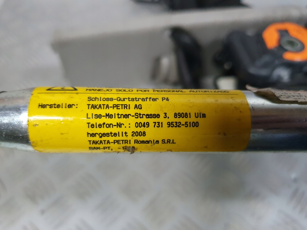 фото №6, Ремені натягувачі ременів натягувачі перед insignia a