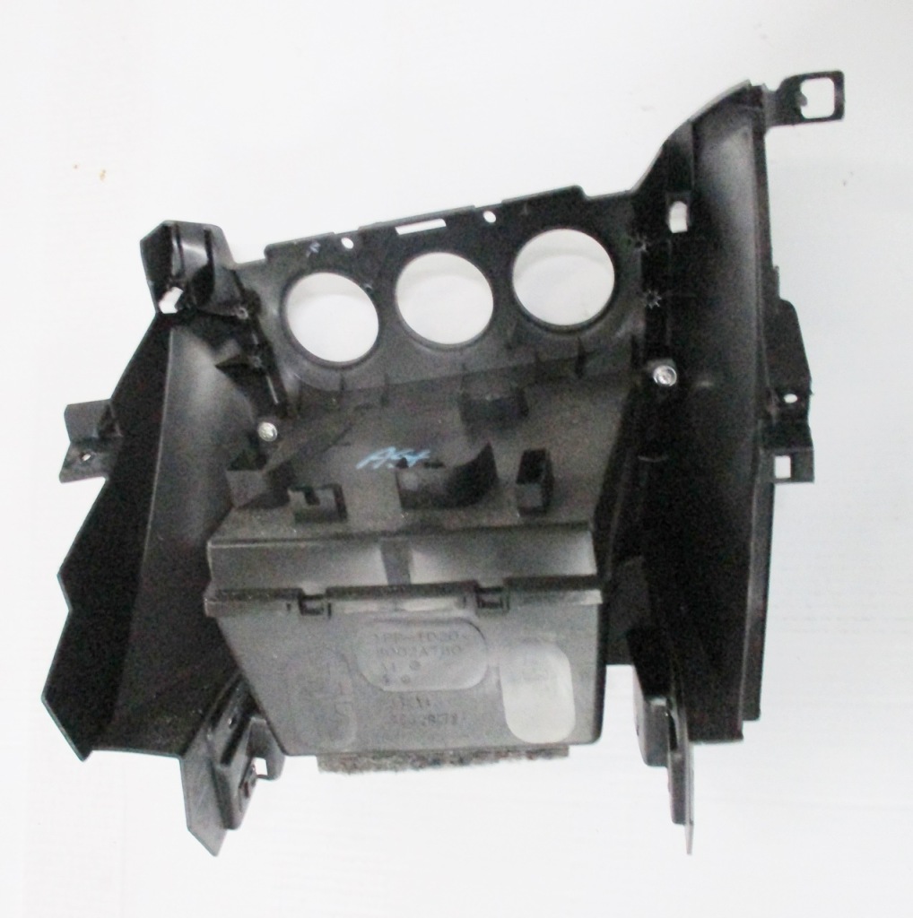 фото №2, Mitsubishi asx защита рамка бардачок консоли 10-