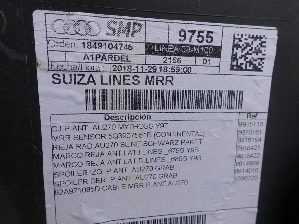 Audi a1 82a s line 18- бампер 82a807437a перед Доставка