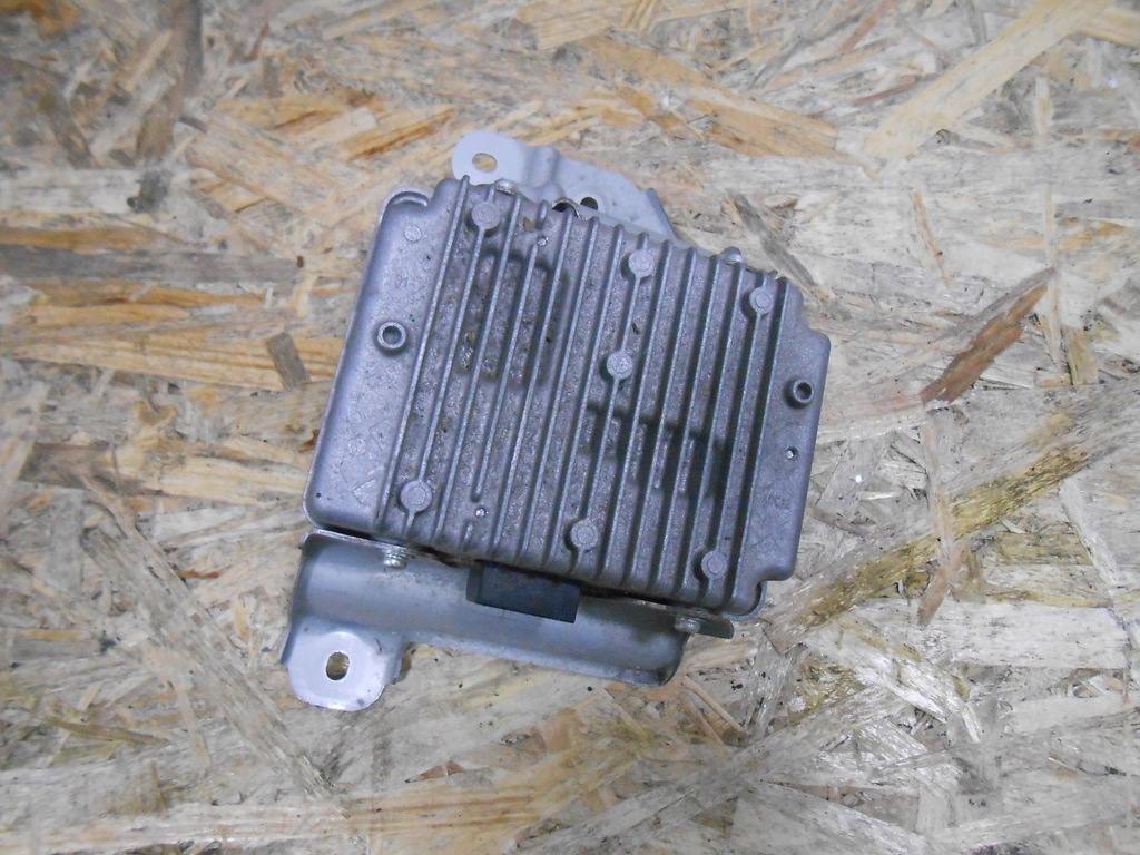 фото №1, Chrysler pacifica 2016- модуль напряжения 56029814aa