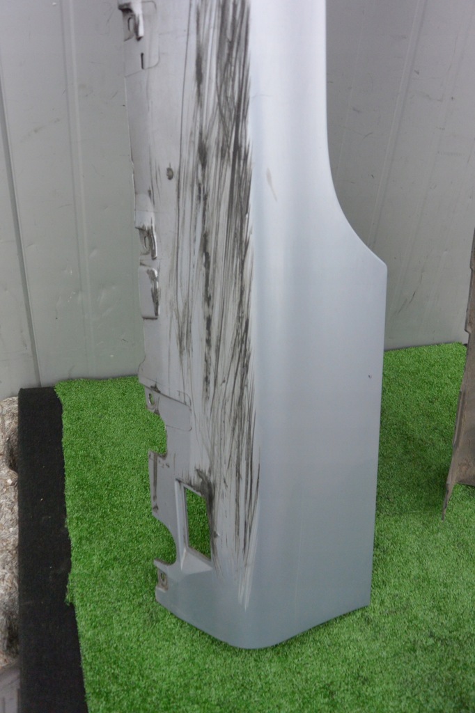 фото №10, Защита накладка порог правая audi tt 8j ly4w