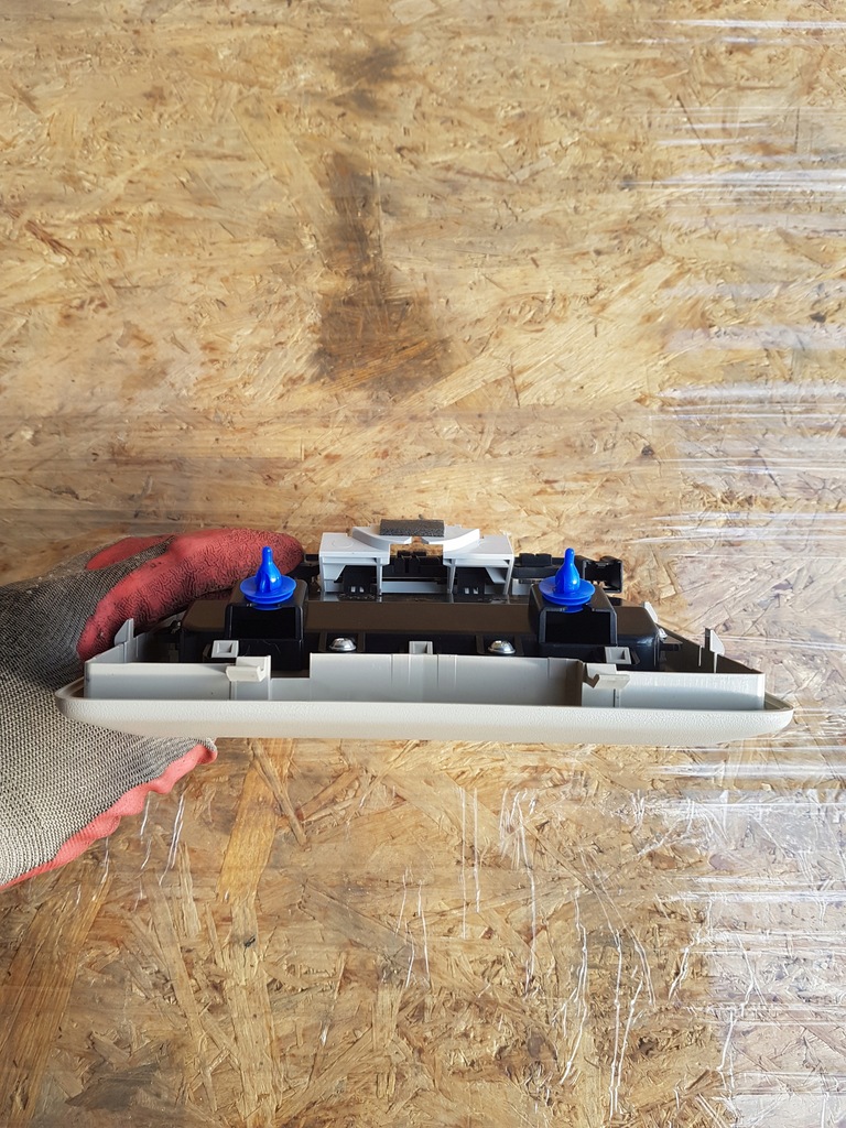 фото №5, Land rover discovery iv лампа потолочный