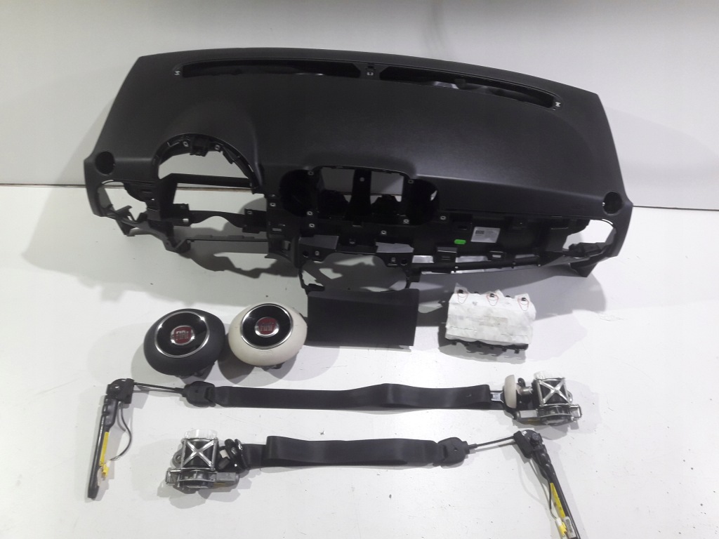 фото №1, Fiat 500 lift панель приладів консоль подушка безпеки подушка ремені