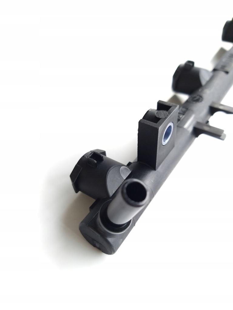 фото №4, Рампа молдинг впрыска renault trafic ii 2.0 16v оригинальный номер