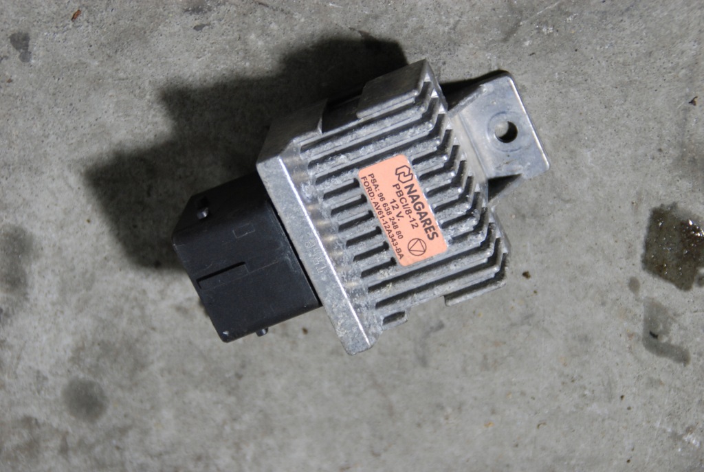 Freelander ii реле свеча av61-12a343-ba Цена