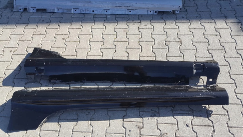 фото №1, Mercedes 231 пороги накладки amg