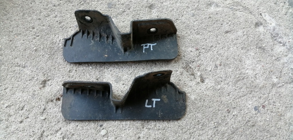 фото №1, Opel karl накладка-спойлер бризковик