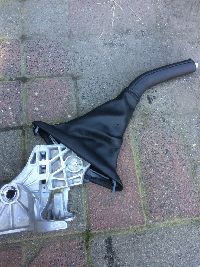 фото №2, Volvo v40 19r важіль ручного r design