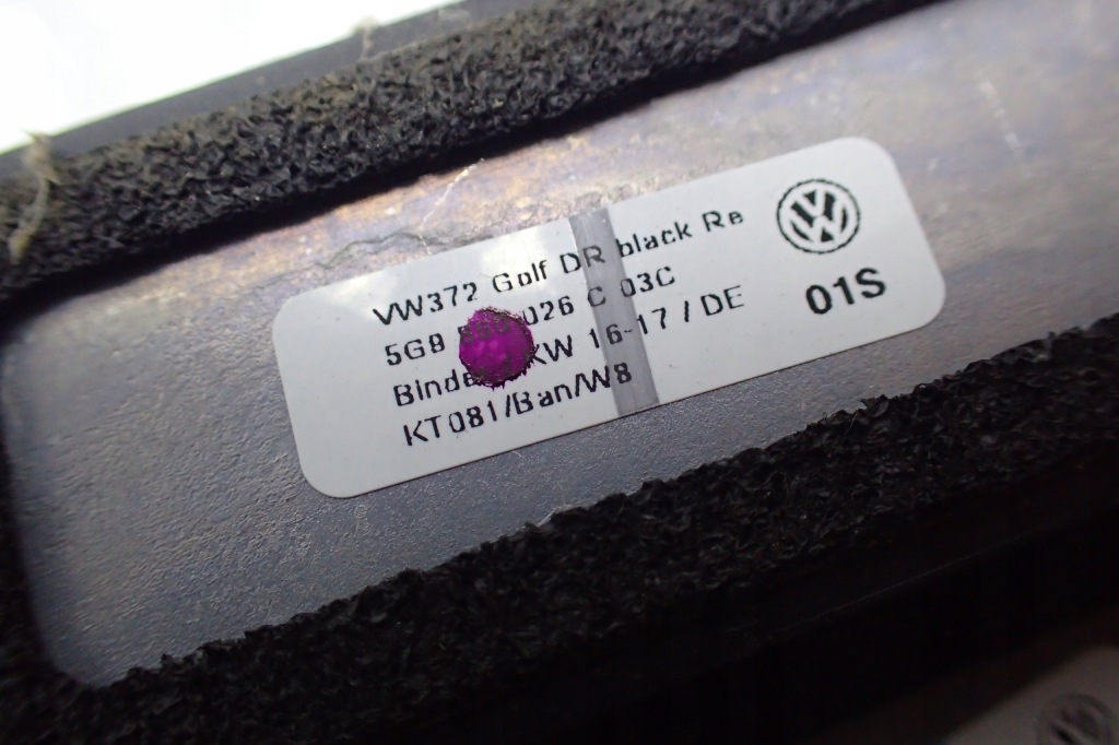 ^^ vw golf 7 рейлінги дахові 5g9860025c 5g9860026c в Україні