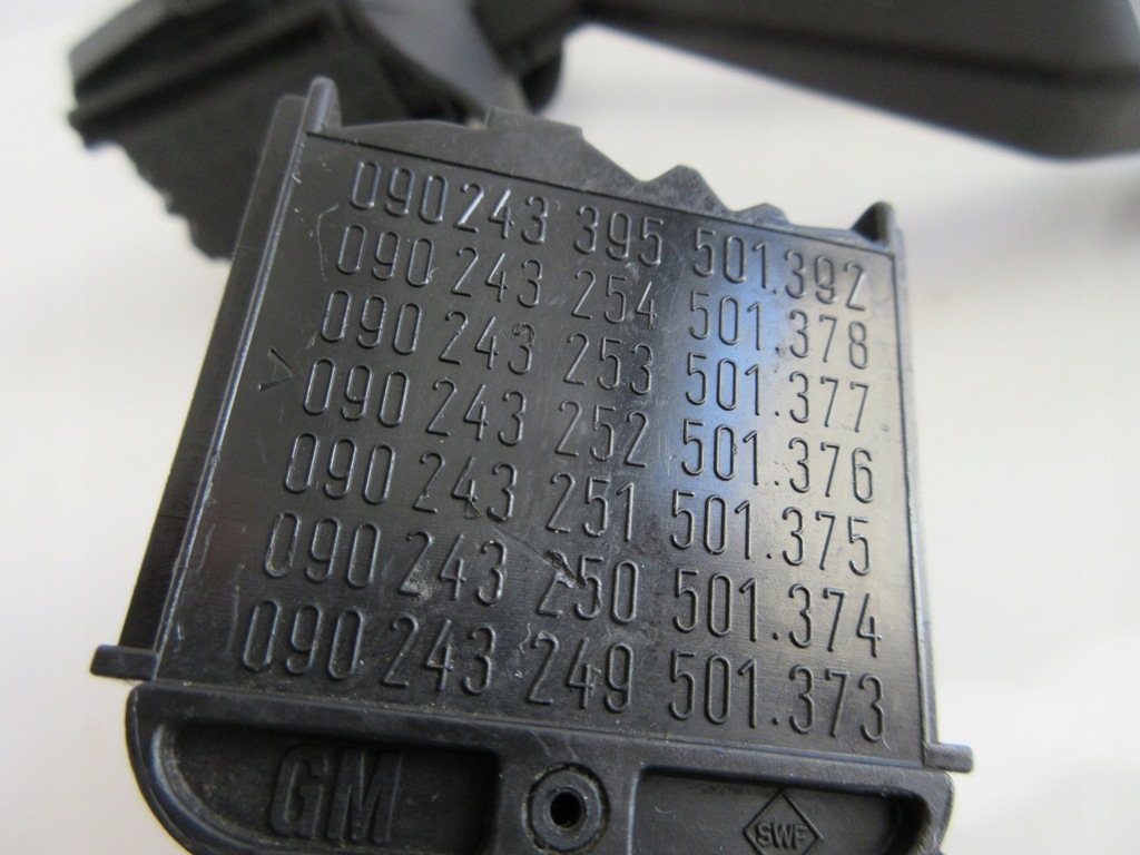 фото №14, Переключатель дворник opel kadet 090243395