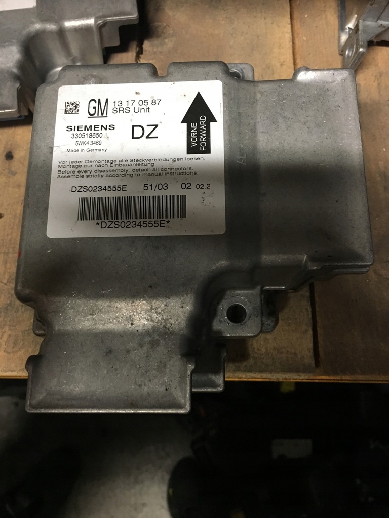 фото №1, Opel vectra c датчик подушек 13170587