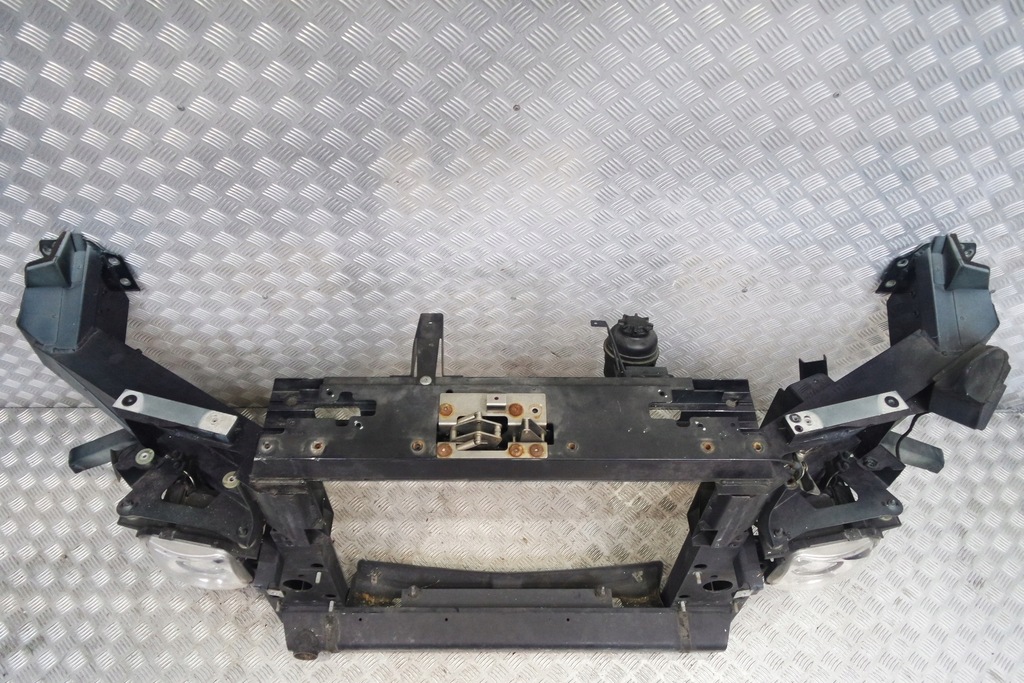 фото №5, Rolls royce phantom pas передний усилитель лампы