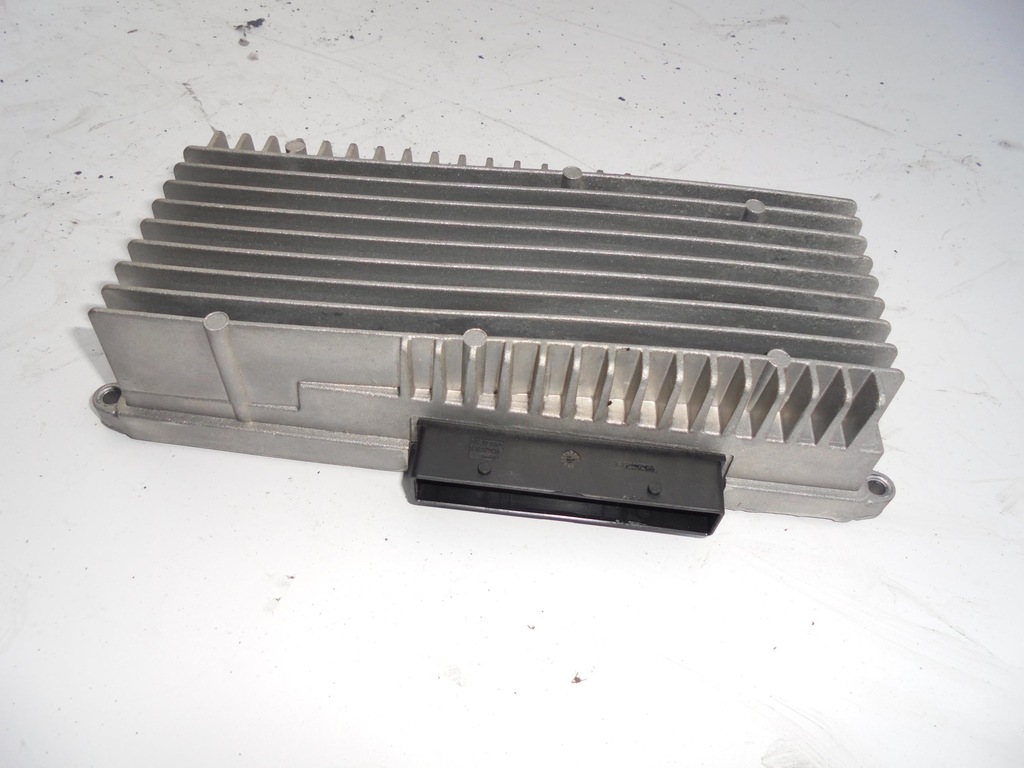 фото №1, Усилитель 8r0035223f audi a4 b8