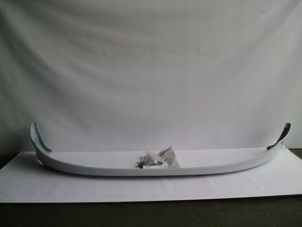 фото №1, Спойлер накладка перед mitsub. colt 3 mz312905 org