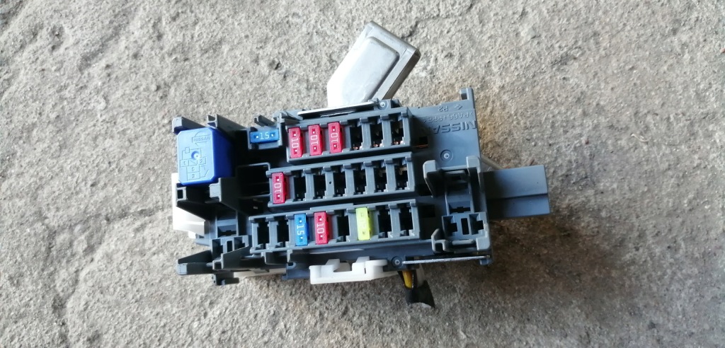 фото №1, Nissan note e12 1.5 dci корпус предохранителей