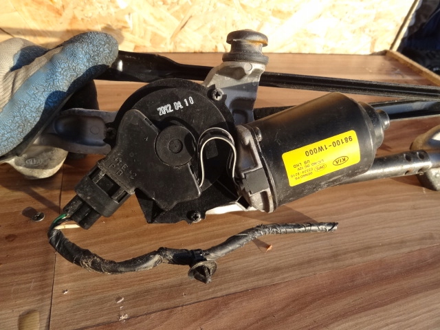 фото №4, Kia rio iv 2013 моторчик механизм дворник eu