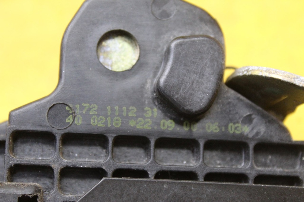 фото №6, Подголовник задняя задний mercedes w210