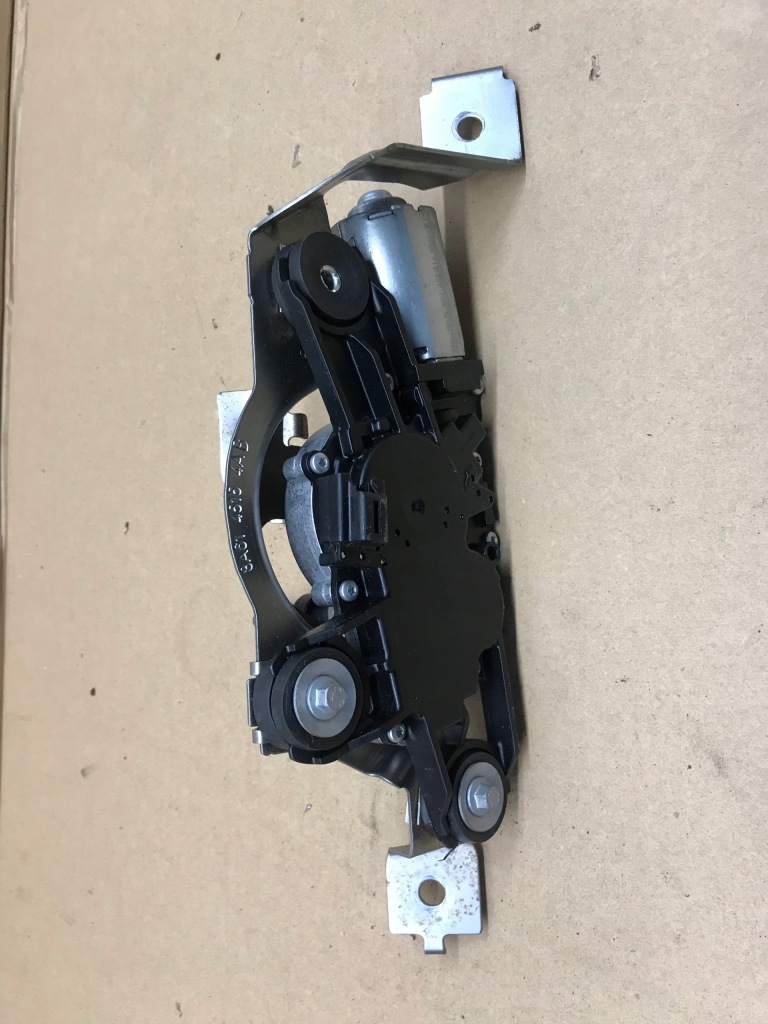 фото №1, Ford fiesta mk7 08-13 моторчик двірники кришки задня