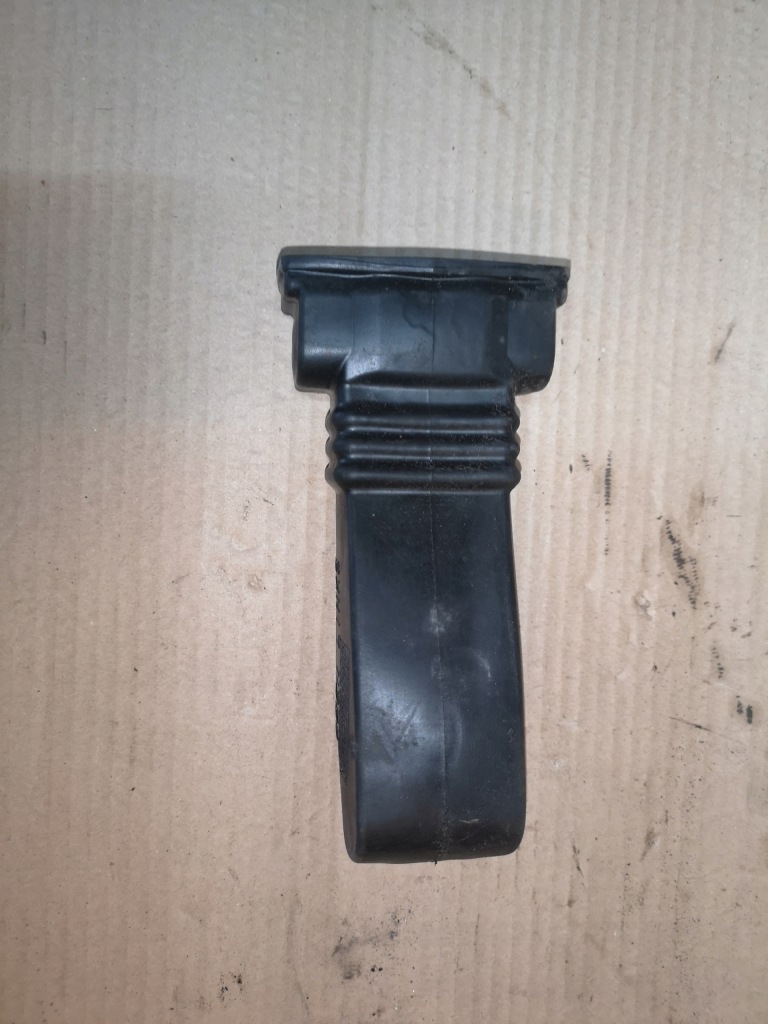 фото №1, Захист обмежувача двері audi a4 b8 8k0837267b