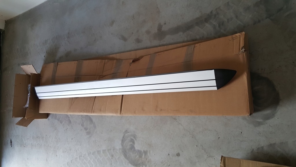 фото №1, Подножка молдинг накладка порог правая kia sportage