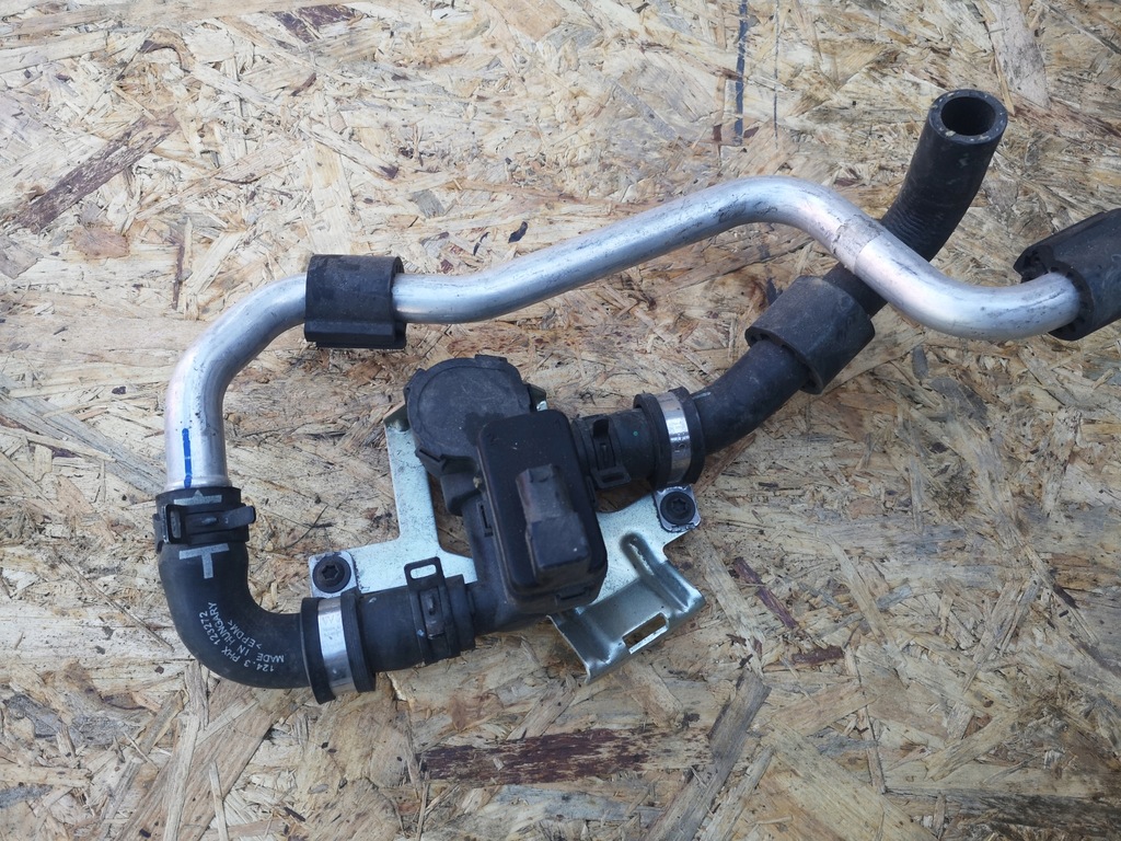 фото №5, Помпа wody porsche panamera 970