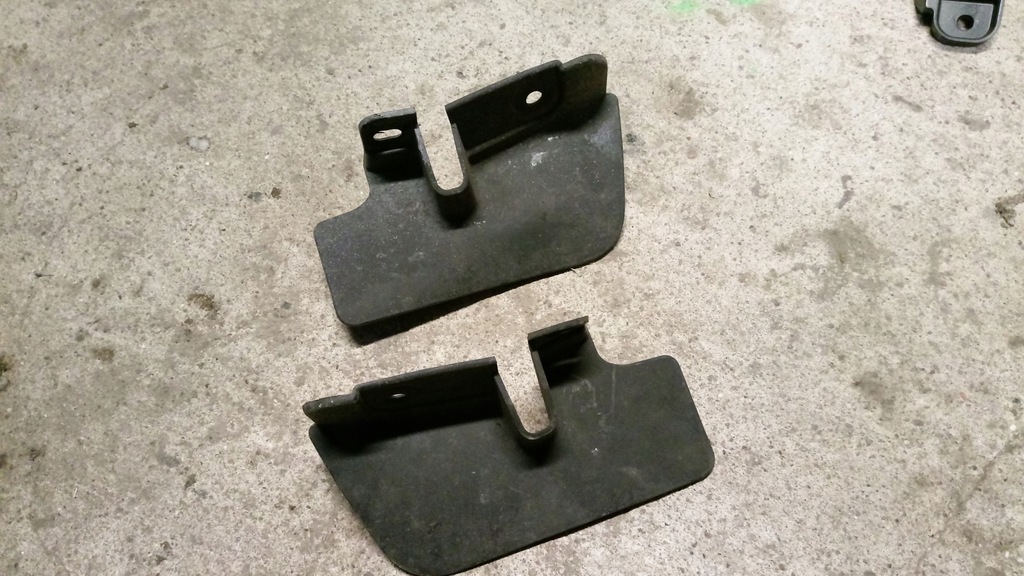 фото №1, Mazda 2 07-14 бризковик молдинг поріг