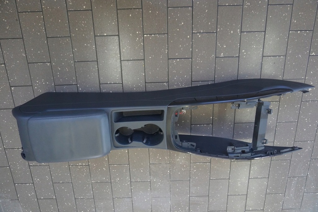 фото №7, Підлокітник тунель середній audi a5 8t шкіра czarn