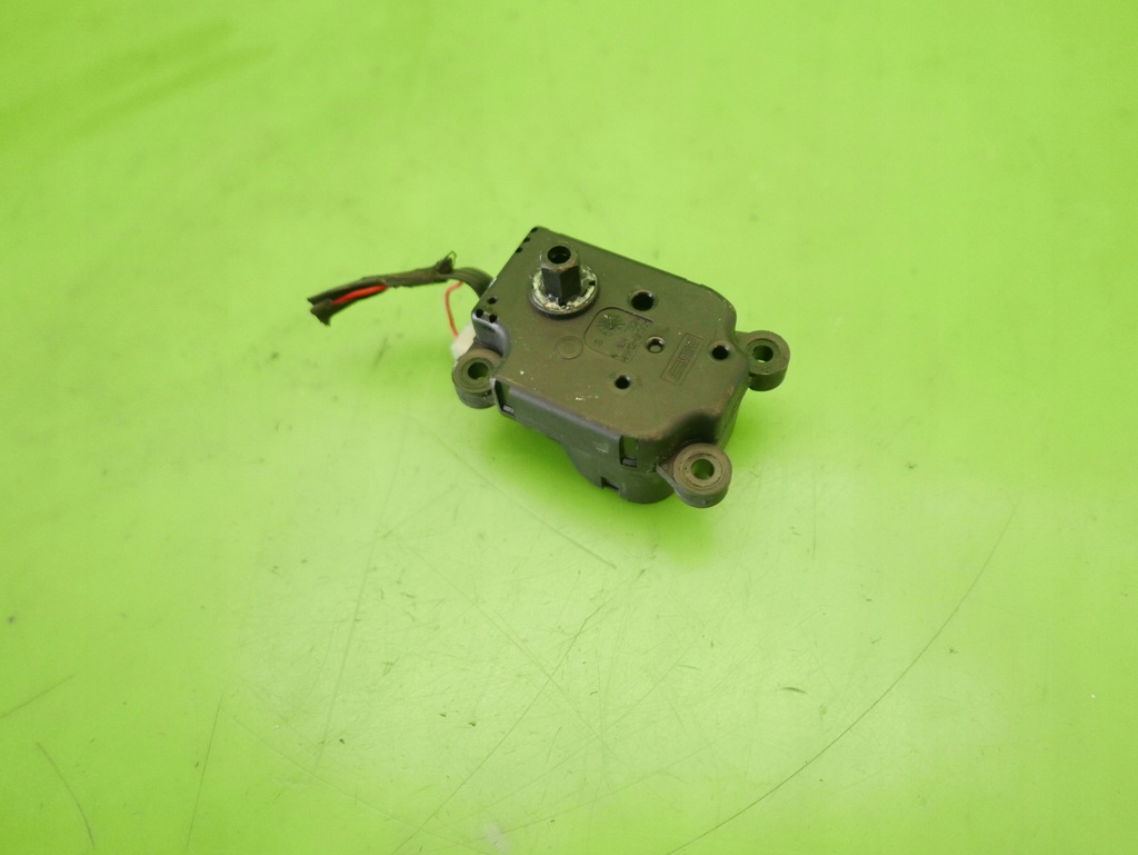 фото №8, Моторчик управление обдув 38248 volvo s80 i 98-