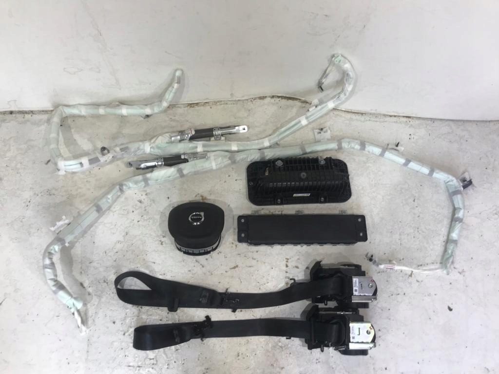 фото №1, Volvo xc60 2 ii подушка безпеки водія пасажир kolan ремені