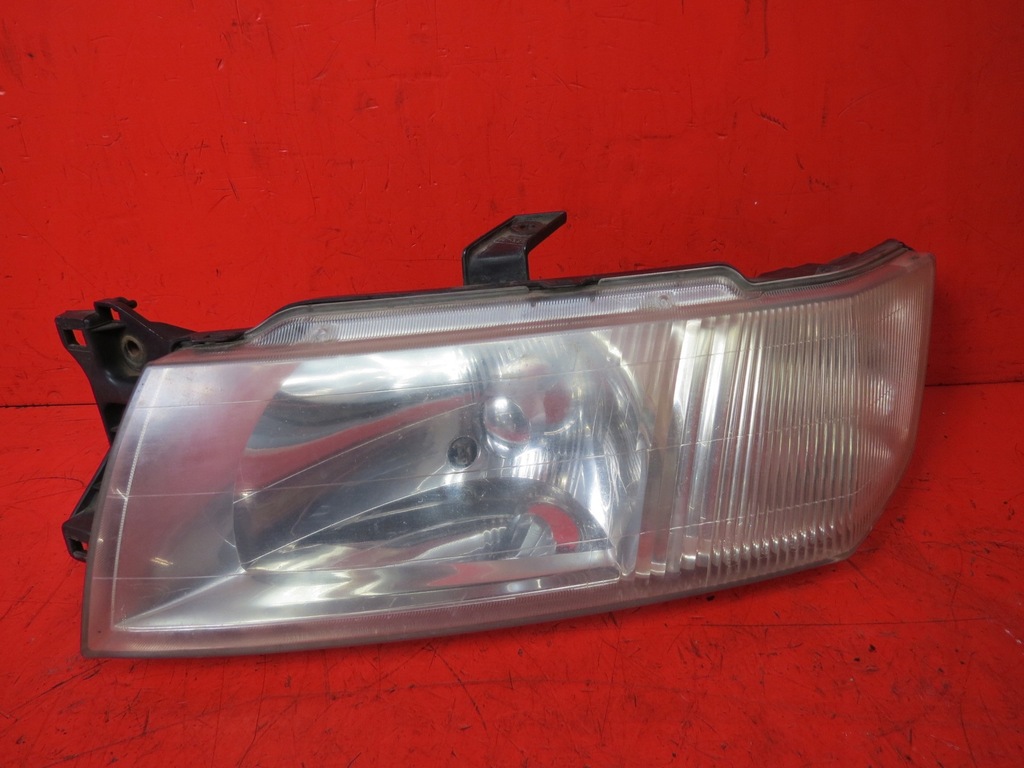 фото №1, Mitsubishi space wagon лампа фара левая перед