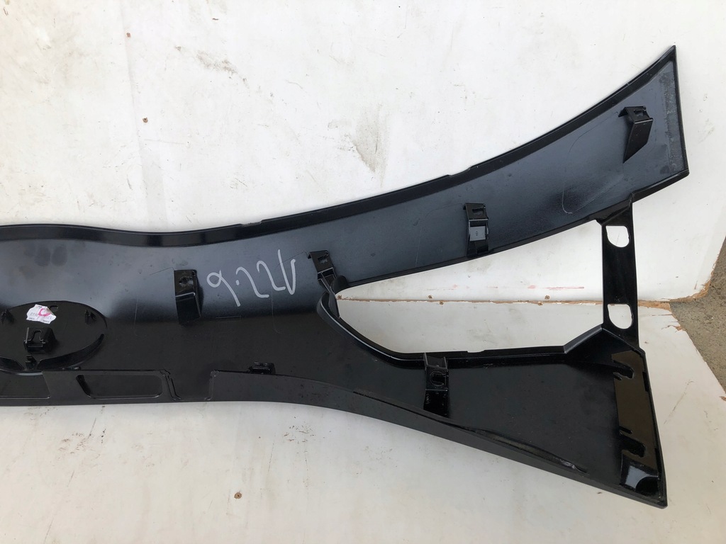 фото №5, Toyota yaris iii накладка задня