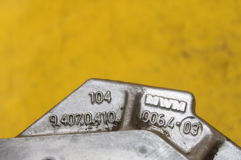 фото №5, Кронштейн проставка насоса vw lt 35 28 46 2.8 tdi