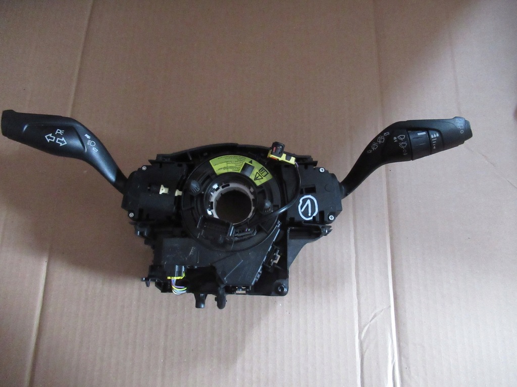 фото №1, Ford kuga перемикач з стрічка