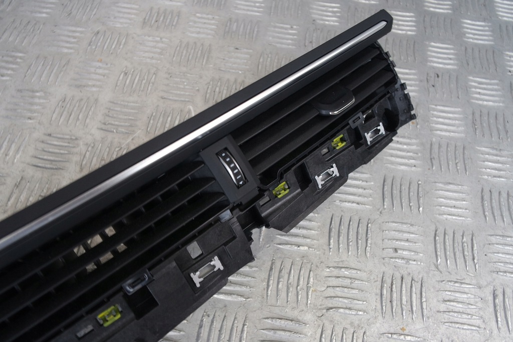 фото №5, Audi a5 8w sportback решётка панели средняя