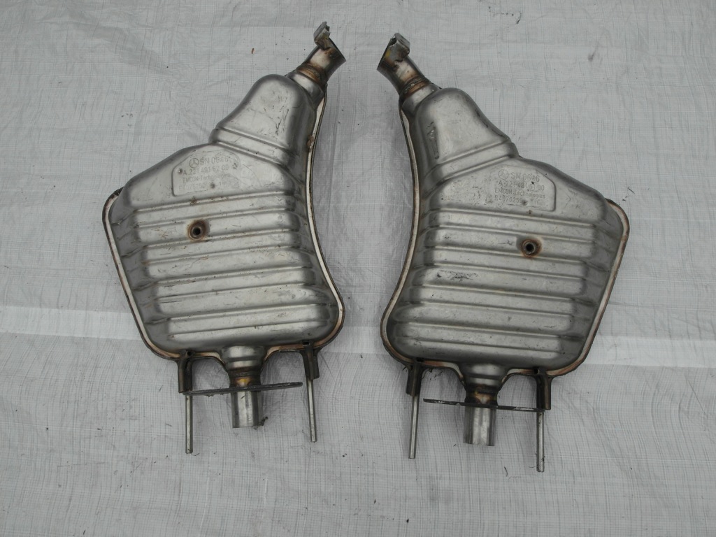 фото №1, Mercedes s w221 выхлоп гаситель оригинал 2214916100