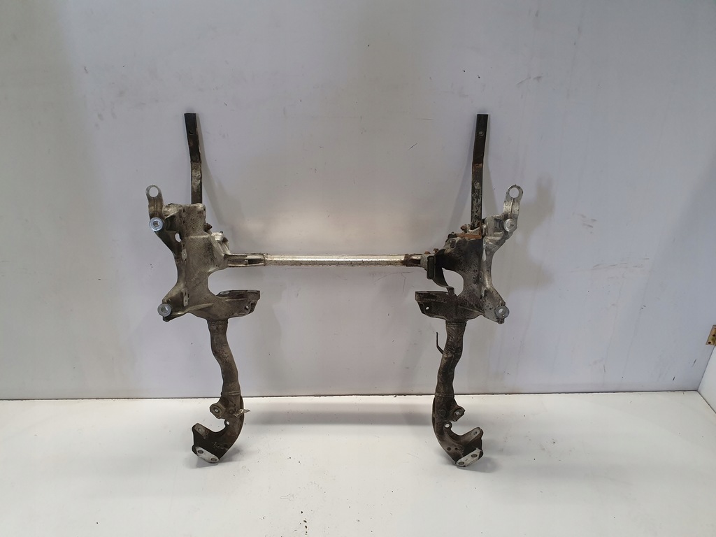 фото №1, Audi a4 b8 підрамник підвіска перед 2.7tdi