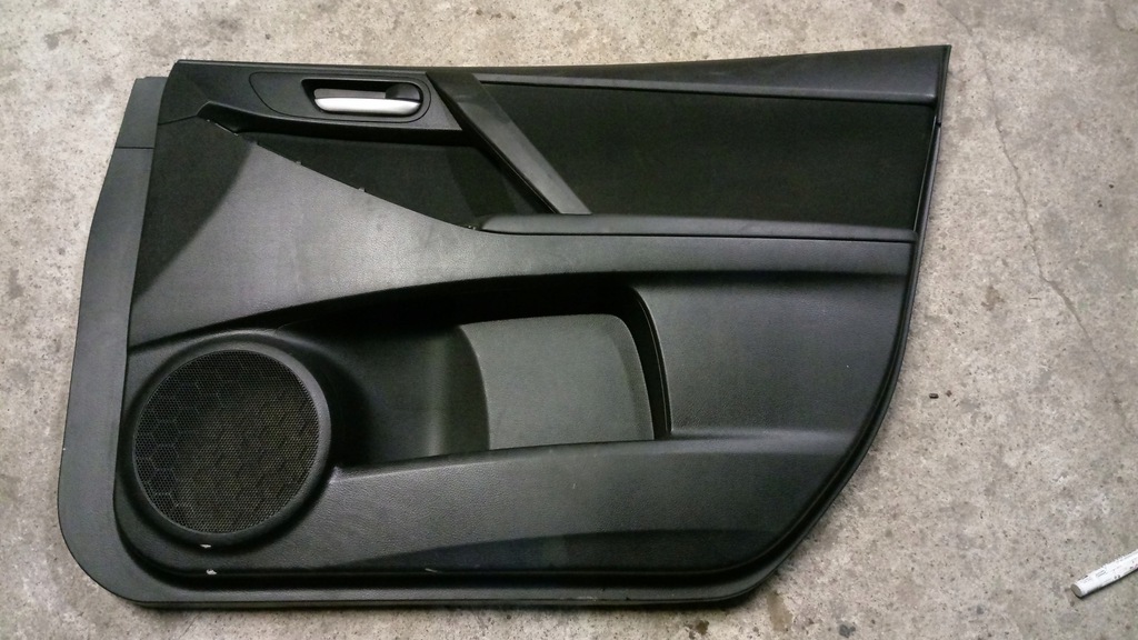 фото №1, Mazda 3 09-13 обивка дверь правый перед