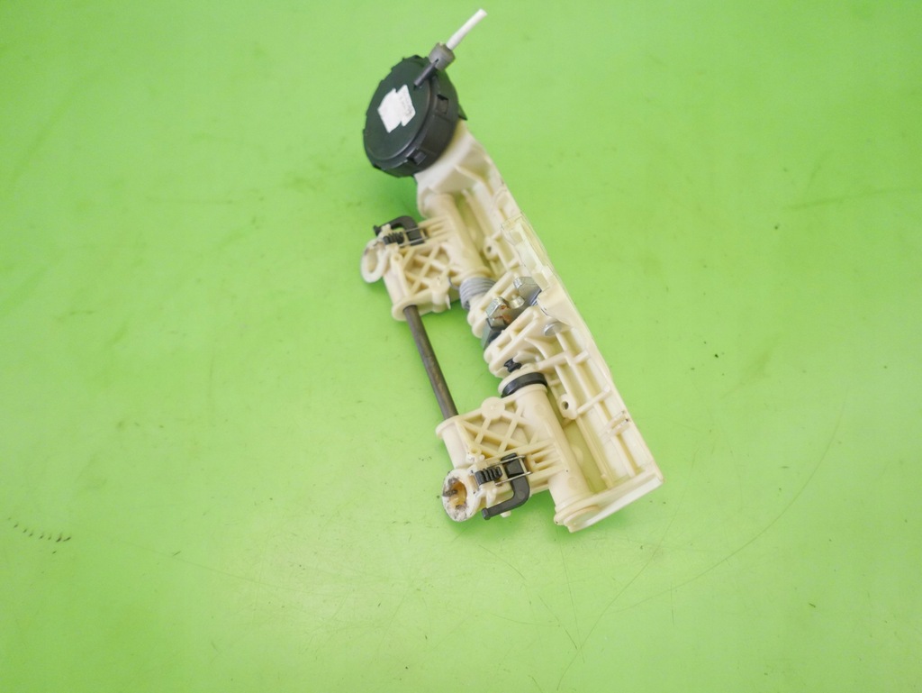 фото №11, Механизм подголовник задняя левый mercedes w220 s400 98-