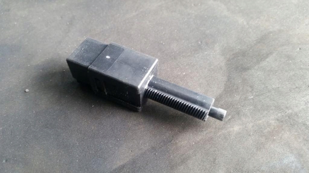 фото №1, Датчик педали nissan primera p12 eu