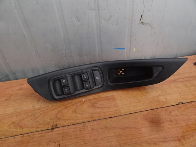 фото №1, Ford ka+ plus 2017 переключатель окон левый перед eu